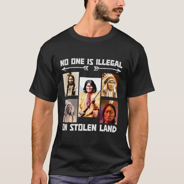 Ingen är olaglig på stenkolsmark t shirt (Framsida)