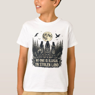 Ingen är olaglig på Stolen Land Native American I T Shirt