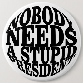 Ingen behöver en styvmoderlig president knapp