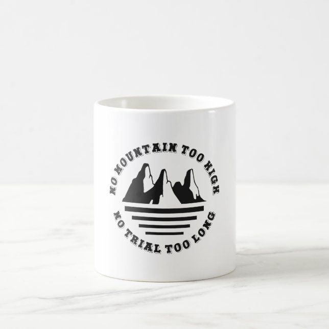 Ingen bergstopp för hög, ingen vandringsled för lå kaffemugg (Center)