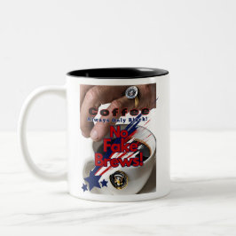 Ingen Fake Brews! Black Coffee Seal of Approval! Två-Tonad Mugg