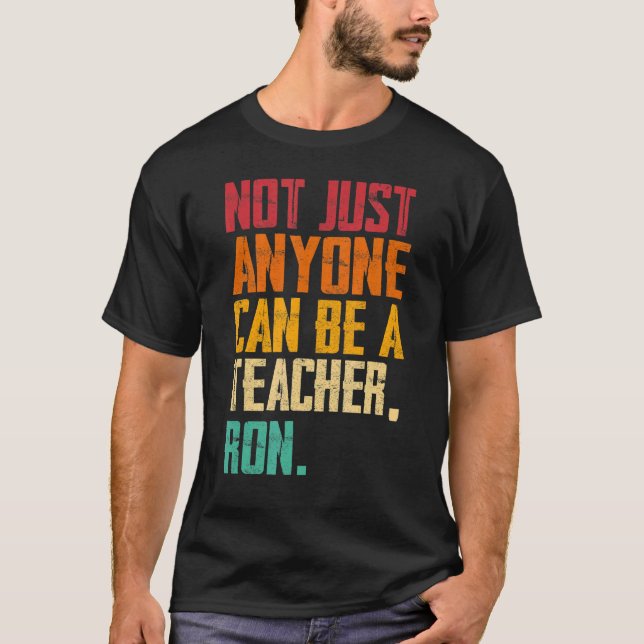 Ingen kan bara vara en lärarapparat t shirt (Framsida)