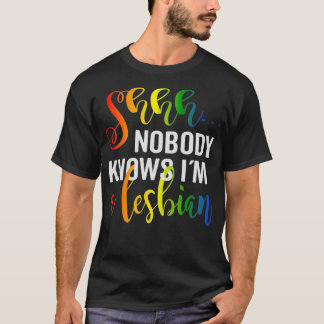 Ingen känner honom till ett Lesbisk Lgbtq-Pride T Shirt