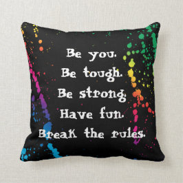 [Ingen kommer ihåg Bra Girl] Paint Splatter Black Kudde