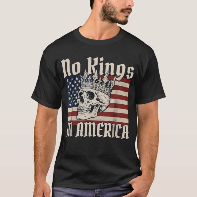 ingen kung i america Skull amirican flagga T Shirt (Framsida)