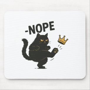 Ingen Kung i American Black Cat Funny Cat Kicking Musmatta