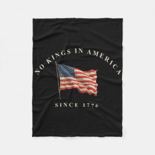 Ingen Kung i Amerika sedan 1776 Amerikanska Flagga Fleecefilt