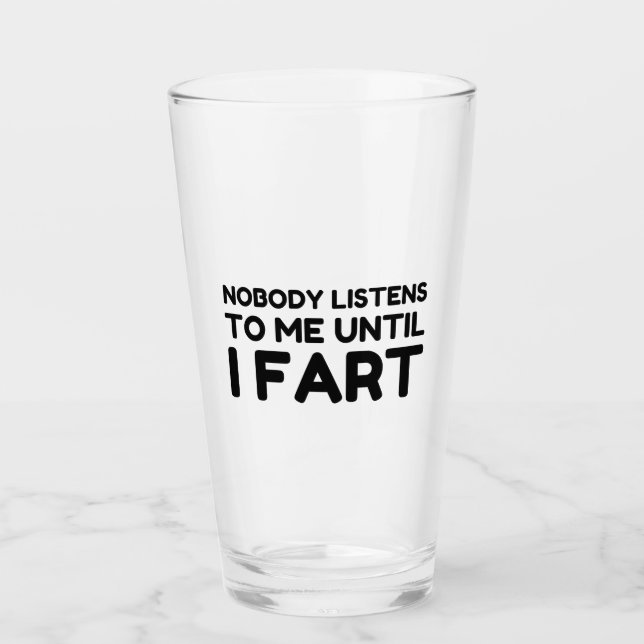 Ingen lyssnar på mig förrän jag börjar glaskopp (Framsida)