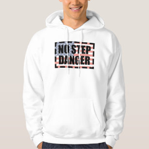 INGEN STEP FARGER FLAGGA HOODIE