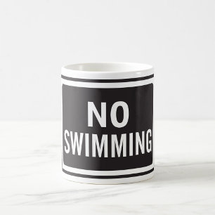 Ingen Swimming-skylt, svart och vit varning Kaffemugg