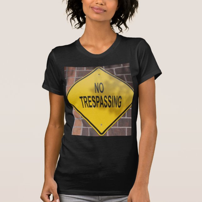 Ingen tillträde t-shirt (Framsida)
