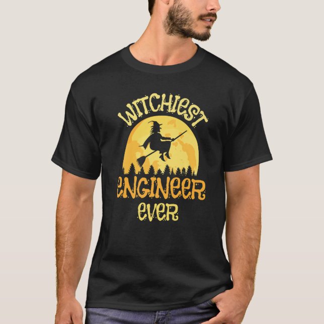 Ingenjör Witch Halloween Humor T Shirt (Framsida)