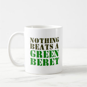 ingenting slår en grönt-beret kaffemugg