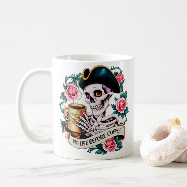 Inget liv före Coffee Funny Skeleton Kaffemugg (Med munk)