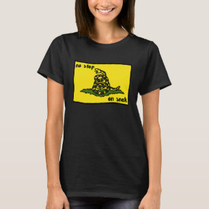 Inget steg på Snek Gadsden-Flagga-nota T Shirt