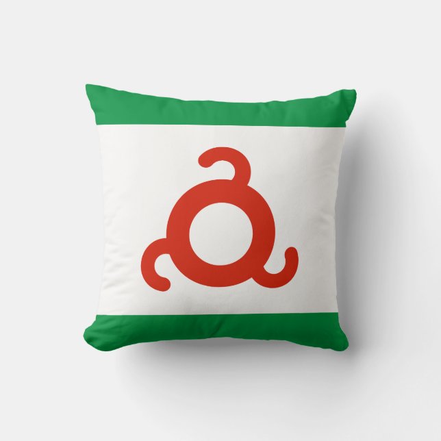 Ingushetiens flagga kudde (Framsida)