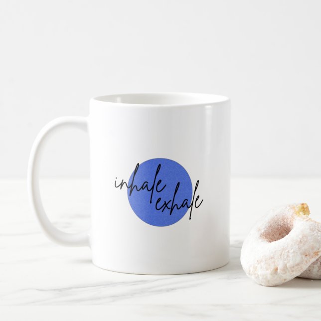 Inhale exhale II kaffe mugg (Med munk)