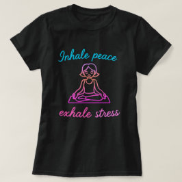 Inhale Peace, Exhale Stressar - Lugn Mind Yoga Des T Shirt