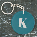 Initial Brev | Teal Monogram Modern Snyggt Coola<br><div class="desc">Enkelt,  snyggt anpassningsbar inledande brev monogram-nyckelkedja i modern minimalistisk typografi i kitt grått på tealblått. En anpassningsbar eller ett tillbehör till perfekten med personlig beröring!</div>