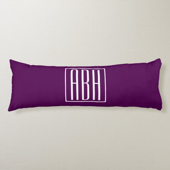 Initialer Monogram | Vit På Djup Lila Kroppskudde (Framsidan)