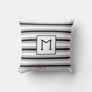 Initialmonogram på vit, svart grå rand kudde