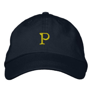 INITIALT "P"-designertak Broderad Keps