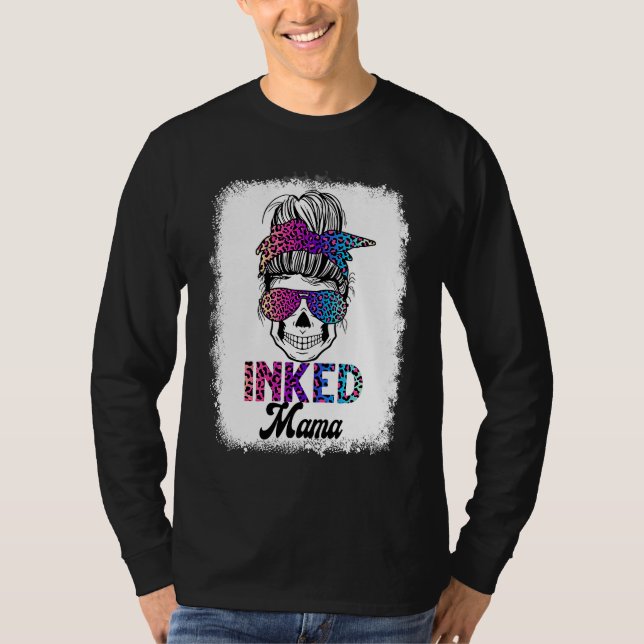 Inked Mama Bleached Leopard Messy Bun Skull Mom T Shirt (Framsida)