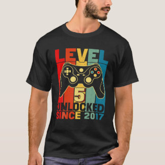 Inlåst videospelare i fantastisk 2017 på nivå 5, 5 t shirt