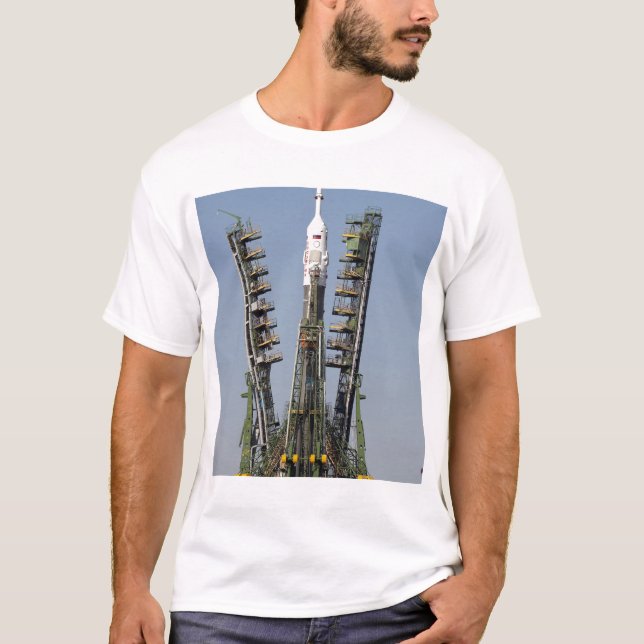 Inledande byggnadsställningar upphöjs till ställe tee shirt (Framsida)