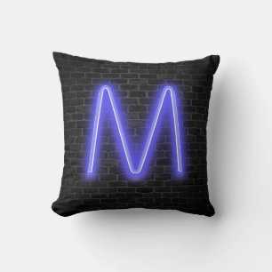 Inledande M i Neon Marquee on Brick Kudde