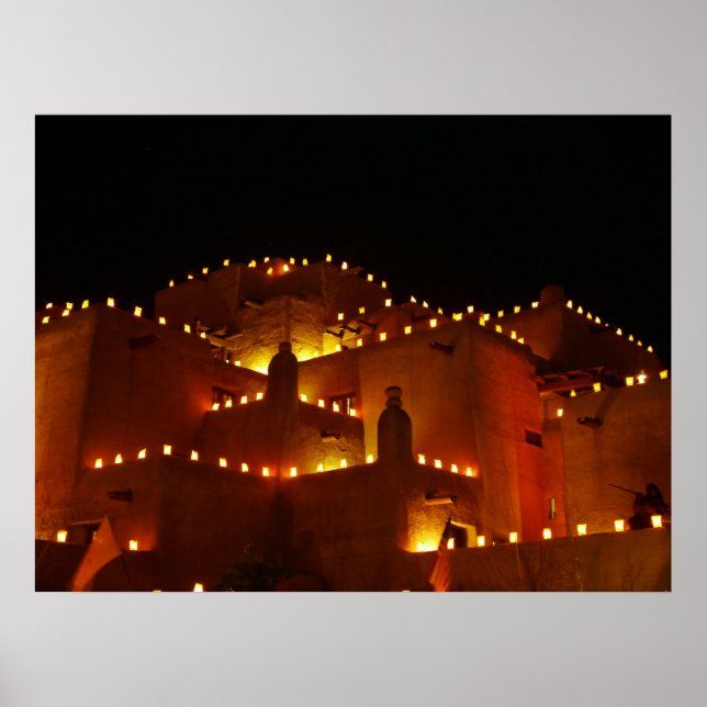 Inn på Loretto med Farolitos Poster (Framsidan)