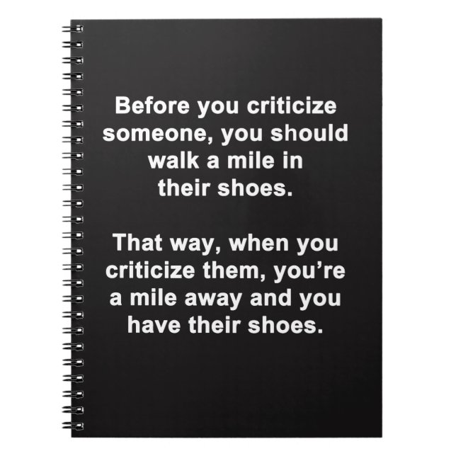 Innan du kritiserar anteckningsbok (Framsidan)