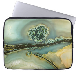 Innanför en halvädelsten laptop fodral