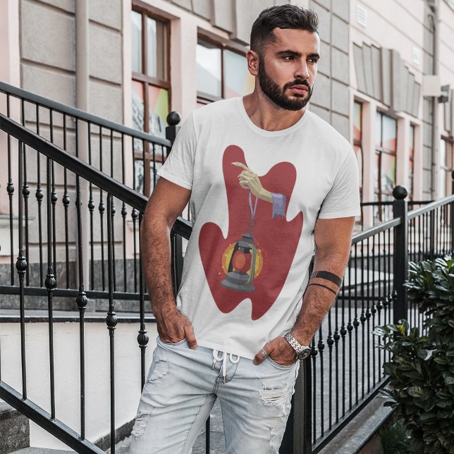Innehavare av en Lantern T Shirt (Skapare uppladdad)