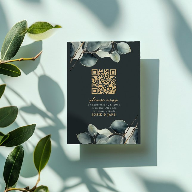 Inneslutning för söt av Eucalyptus gren bröllop OS Tilläggskort (Charcoal green RSVP card with gold QR code and watercolor eucalyptus leaves.)
