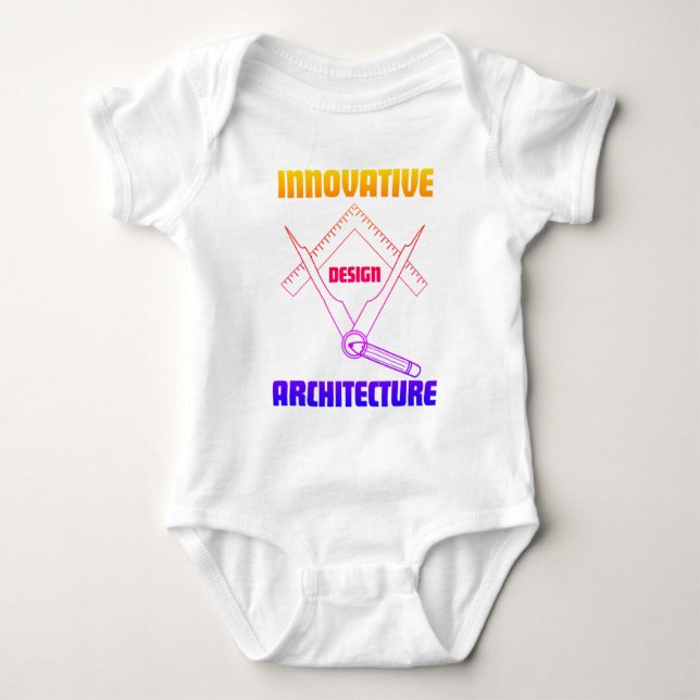 Innovativ designarkitektur t shirt (Framsida)