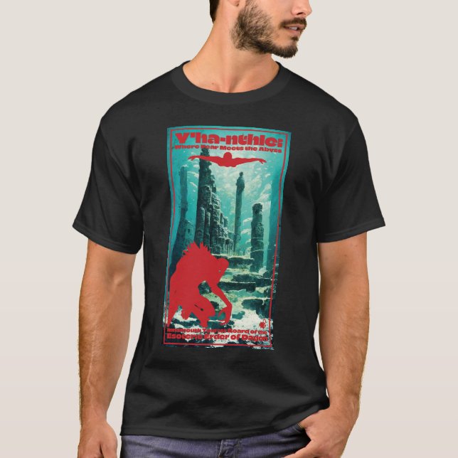 Innsmouth Travel Poster T Shirt (Framsida)