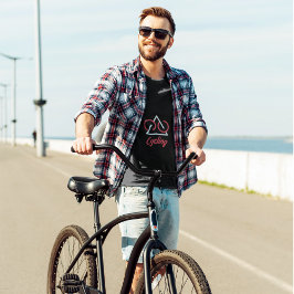 Inomhuscykling i fantastisk t shirt