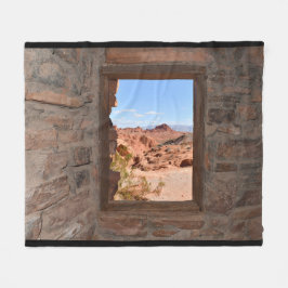 Inomhusvy över branddalen fleecefilt