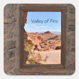 Inomhusvy över branddalen fyrkantigt klistermärke