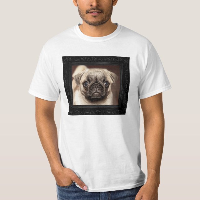 Inramat foto för mops valp tee shirt (Framsida)