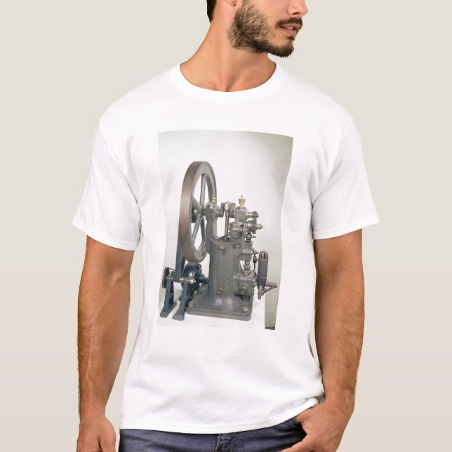 Inre förbränningsmotor, 1876 tee shirt (Framsida)