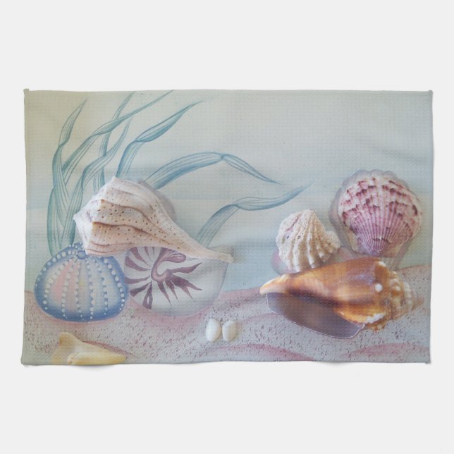 Insamling av Seashells på kökshandduk (Horisontell)