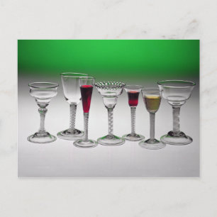 Insamling av vin-glas med skevningsstjälkar vykort