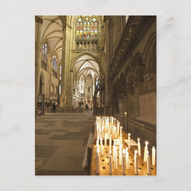 Insida vid St Peter-katedralen i Regensburg Vykort (Framsida)