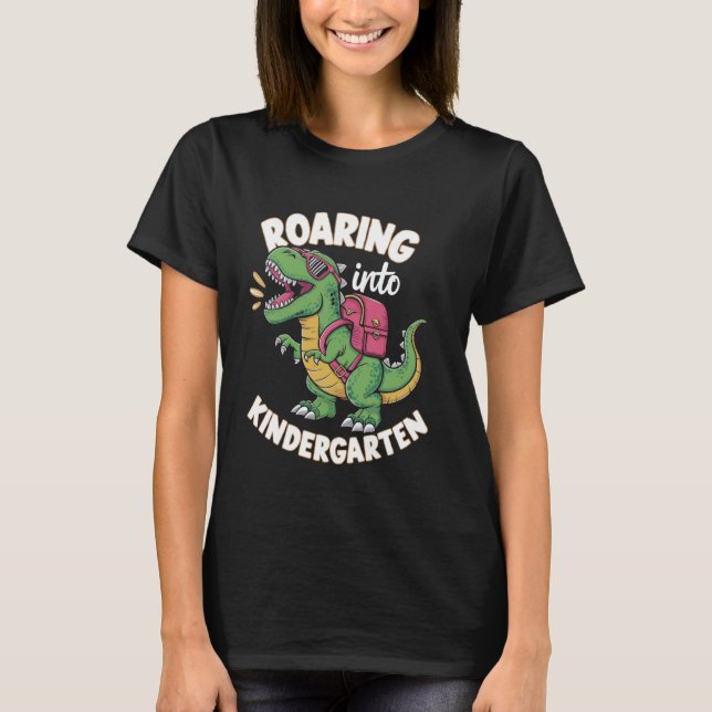 Inspelning i Kindergarten T Rex Dinosaur Tillbaka  T Shirt (Framsida)