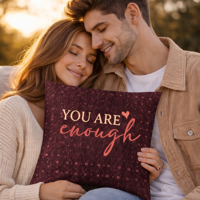 Inspirational Quote Burgundy Decor Cushion  Kudde (Skapare uppladdad)