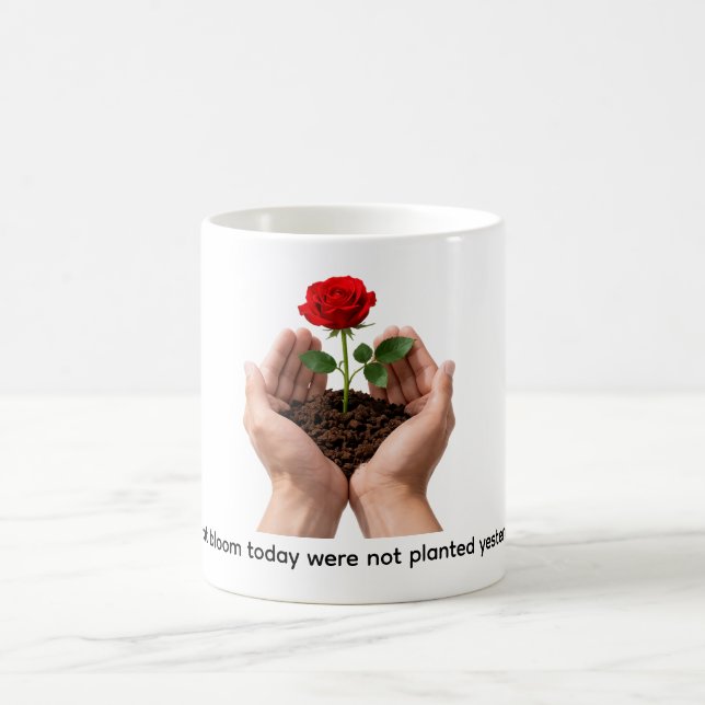 Inspirational Rose in Caring Hands Kaffemugg (Center)