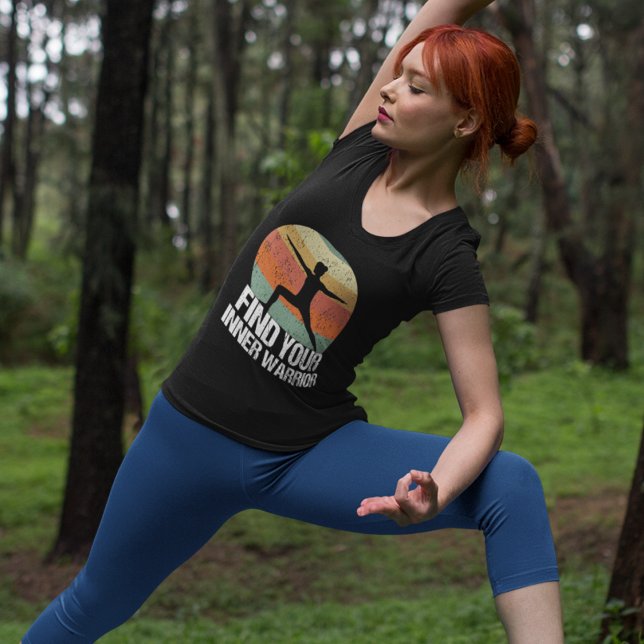 Inspirational Yoga Warrior Sunset Quote T Shirt (Skapare uppladdad)
