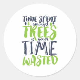 Inspirationshämtning och campingcitattskog Träd Runt Klistermärke